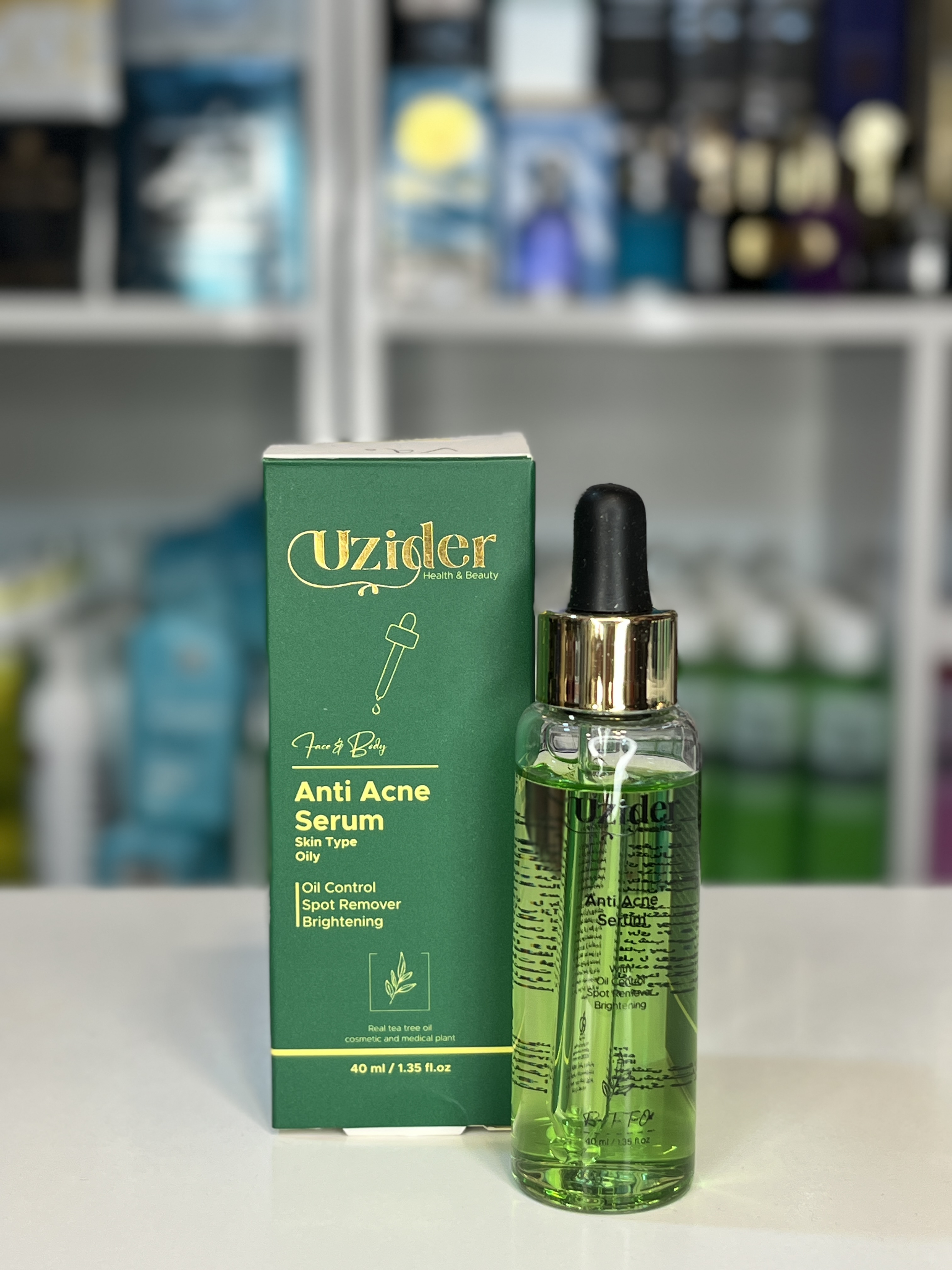 سرم لایه بردار مناسب پوست های دارای آکنه وجوش حاوی برگ چلی سبز و روغن برگ درخت چای یوزیدر